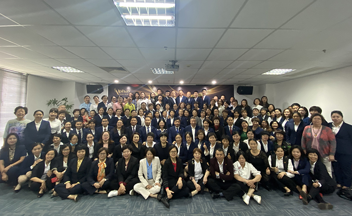 專(zhuān)題報(bào)道